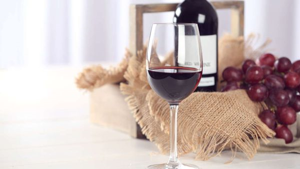 Bí quyết bảo quản nho đen trong tủ lạnh tươi lâu hơn